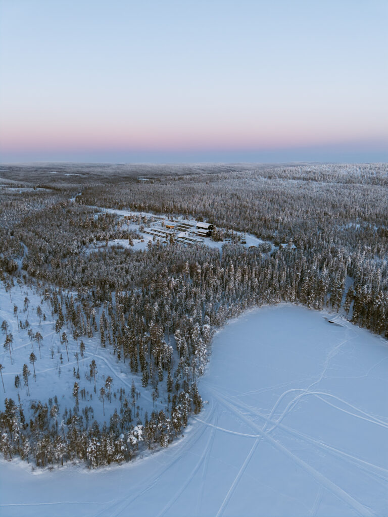 Bearhill Husky kennel shown from above on a winter day