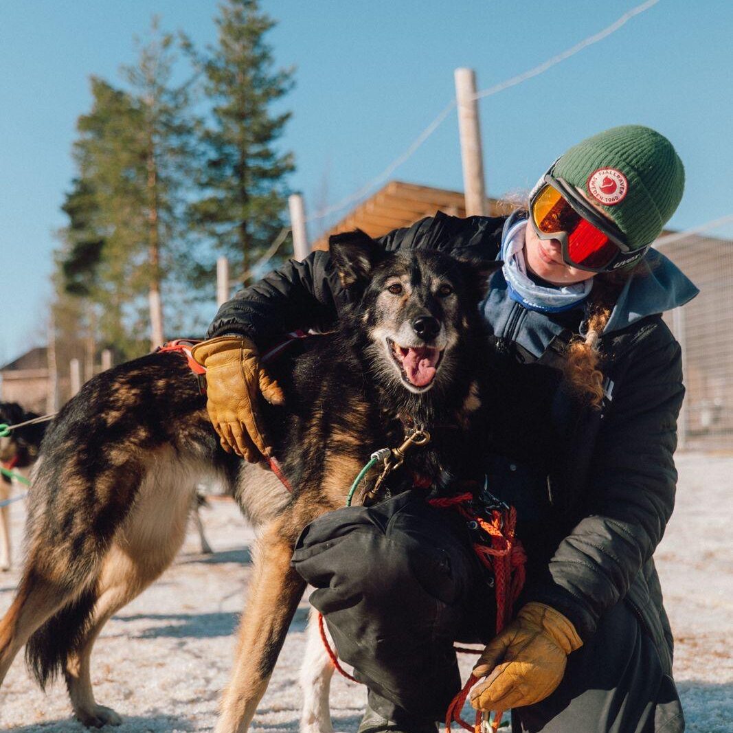 Alaskan Husky Riffle and her owner Marie