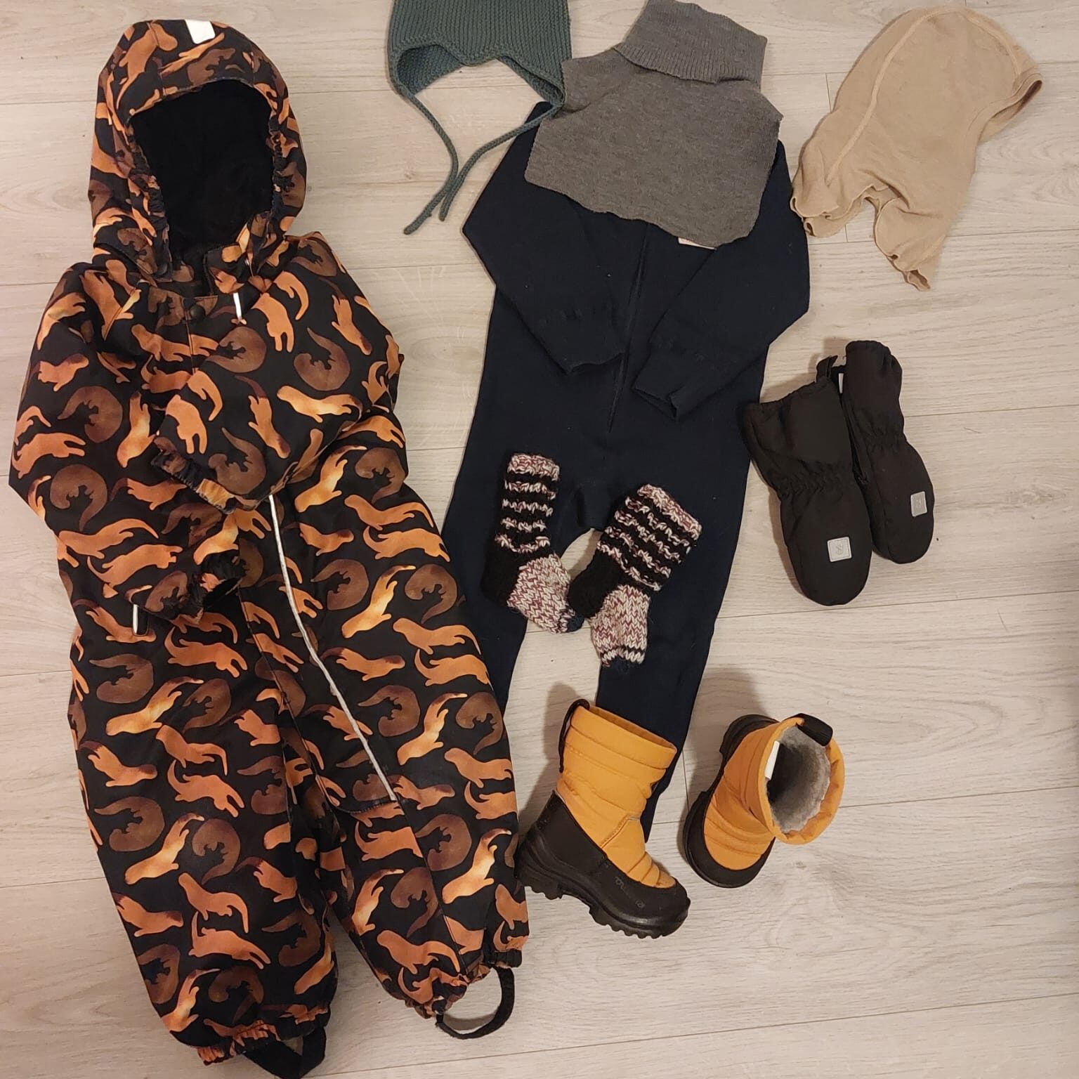 Winter clothing set for babies
